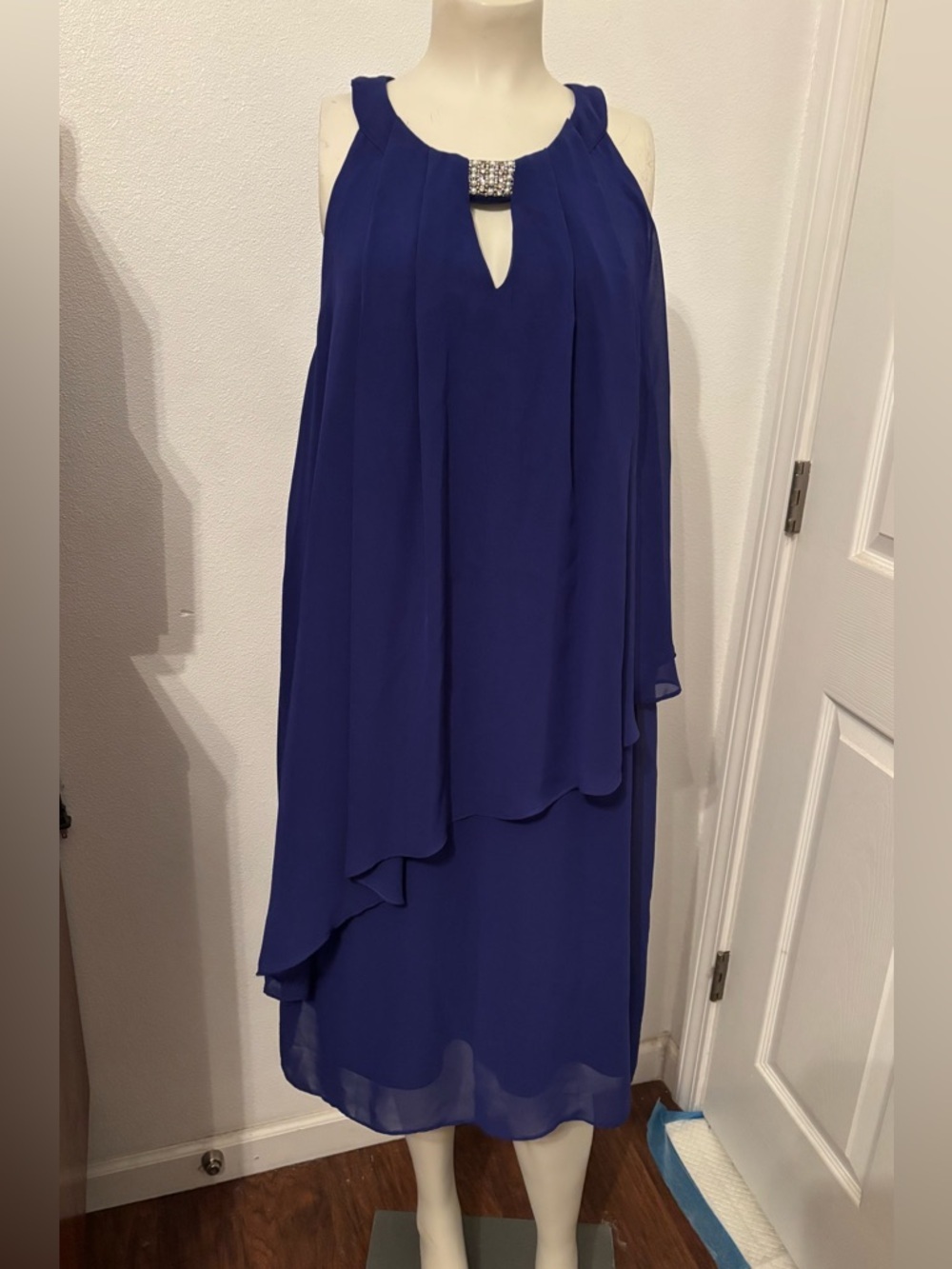 SLNY chiffon layer cocktail dress 16